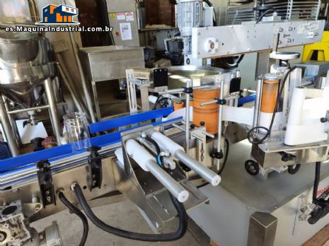 Etiquetadora autom�tica para botellas y tarros cil�ndricos planos Maqmundi