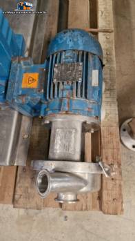 Bomba centr�fuga sanitaria Castinox con motor WEG de 2 CV.