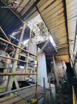 Sistema depurador de gases, torre y chimenea de fibra de vidrio.