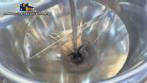 M�quina de palomitas de ma�z con mezclador y calentador a gas.