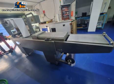 M�quina autom�tica de termoformado, envasado y sellado Indata para envases tipo bl�ster.