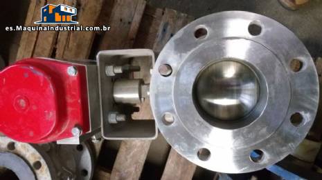 Actuador neum�tico de doble acci�n Bray y v�lvula Flow Tek