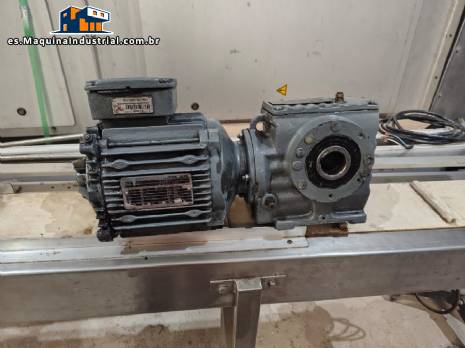 Motorreductor SEW Eurodrive con motor trif�sico de 1,5 kW