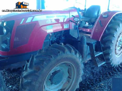 Tractor ACGO MF 4275