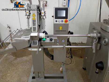 Grapadora/pinzadora industrial autom�tica de acero inoxidable para embutidos, de Lorenzo Barroso.