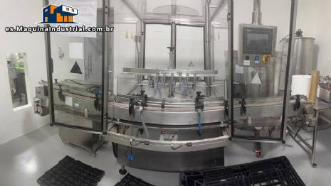 Máquina llenadora lineal de acero inoxidable de 7 boquillas WADA