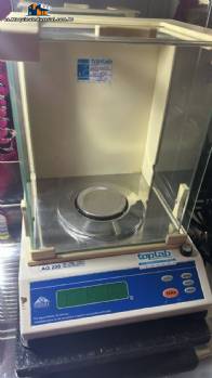 Balanza anal�tica de precisi�n Gehaka para uso en laboratorio, 0,0001 g